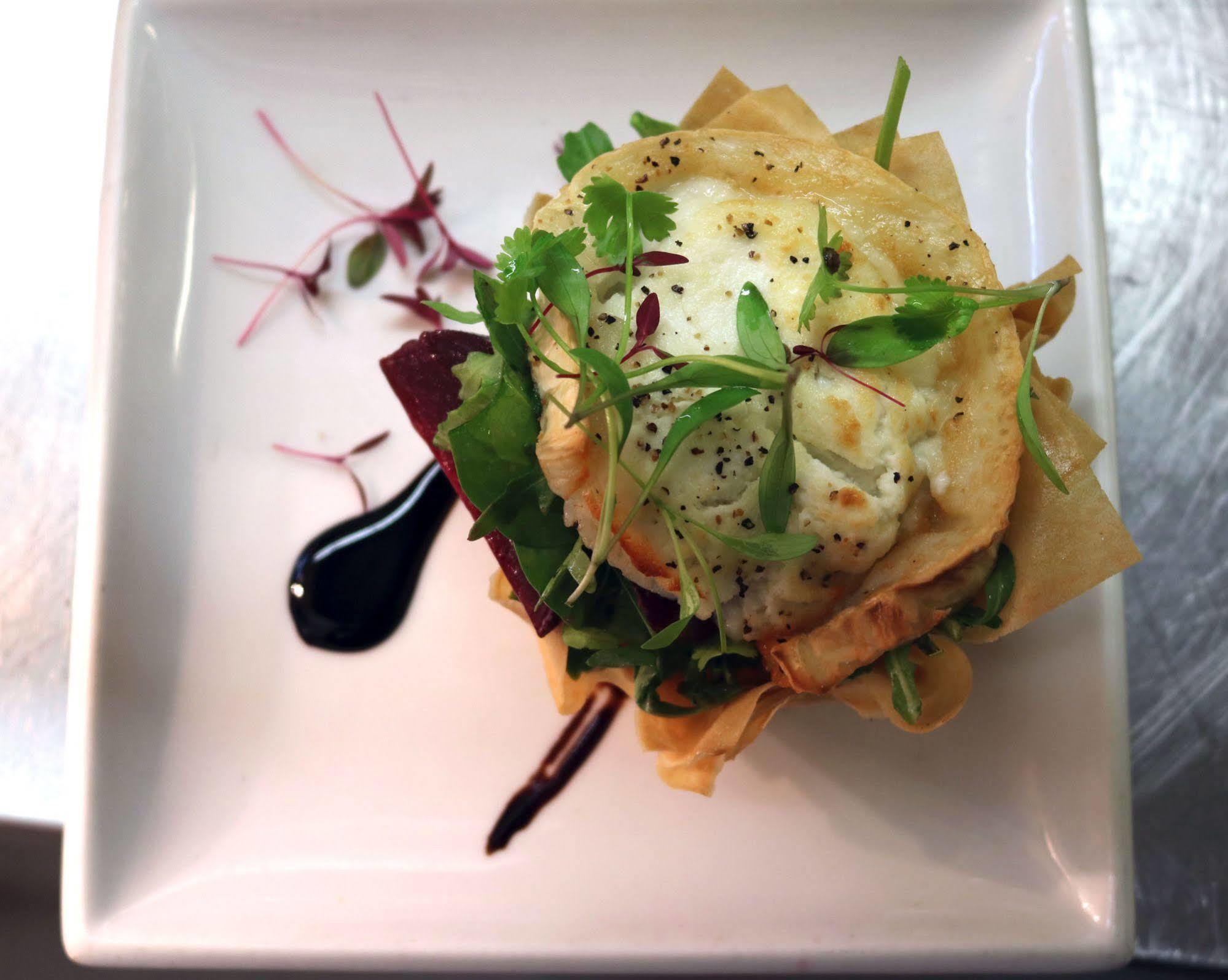 The Oyster Smack Inn Burnham-on-Crouch Экстерьер фото
